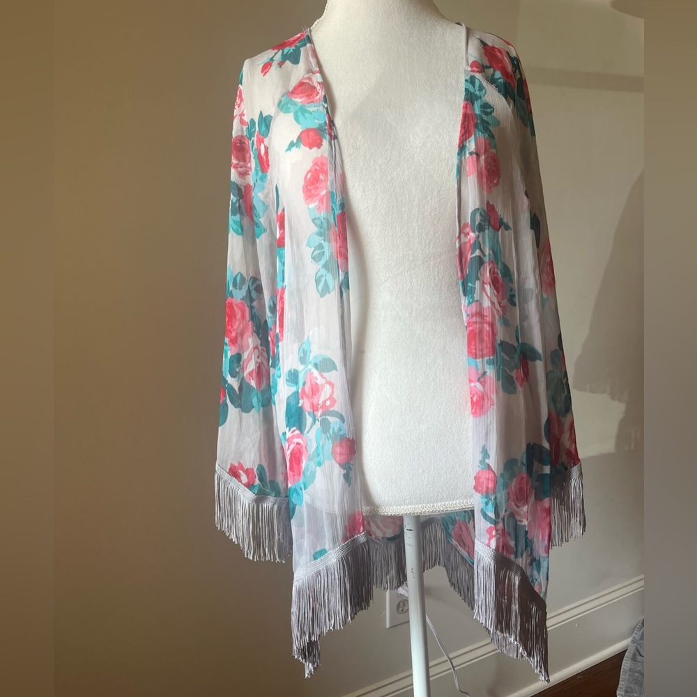 Jessica Simpson kimono